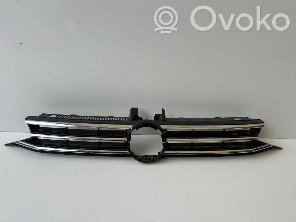 Volkswagen Touran III Maskownica / Grill / Atrapa górna chłodnicy 