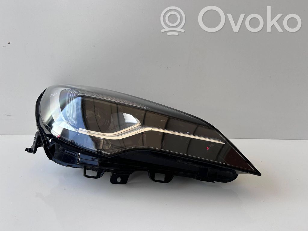 Opel Astra K Lampa przednia 