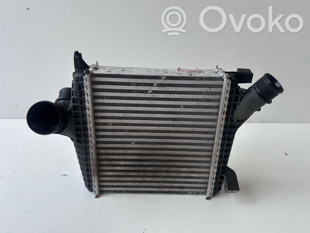Audi Q7 4M Interkūlerio radiatorius 