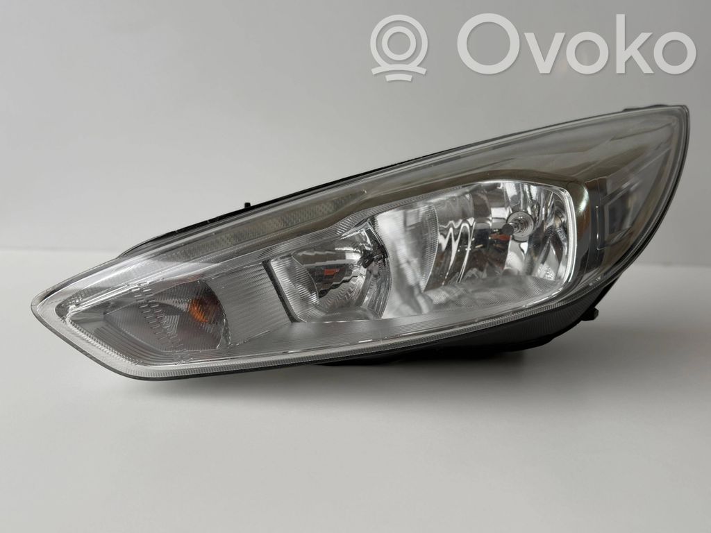Ford Focus Etu-/Ajovalo 