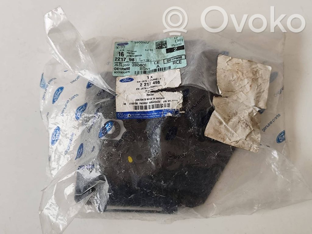 Ford Focus Rear bumper mounting bracket 