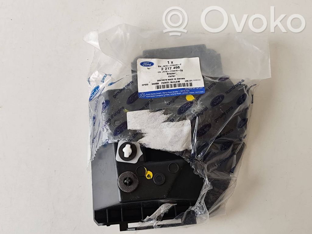 Ford Focus Rear bumper mounting bracket 