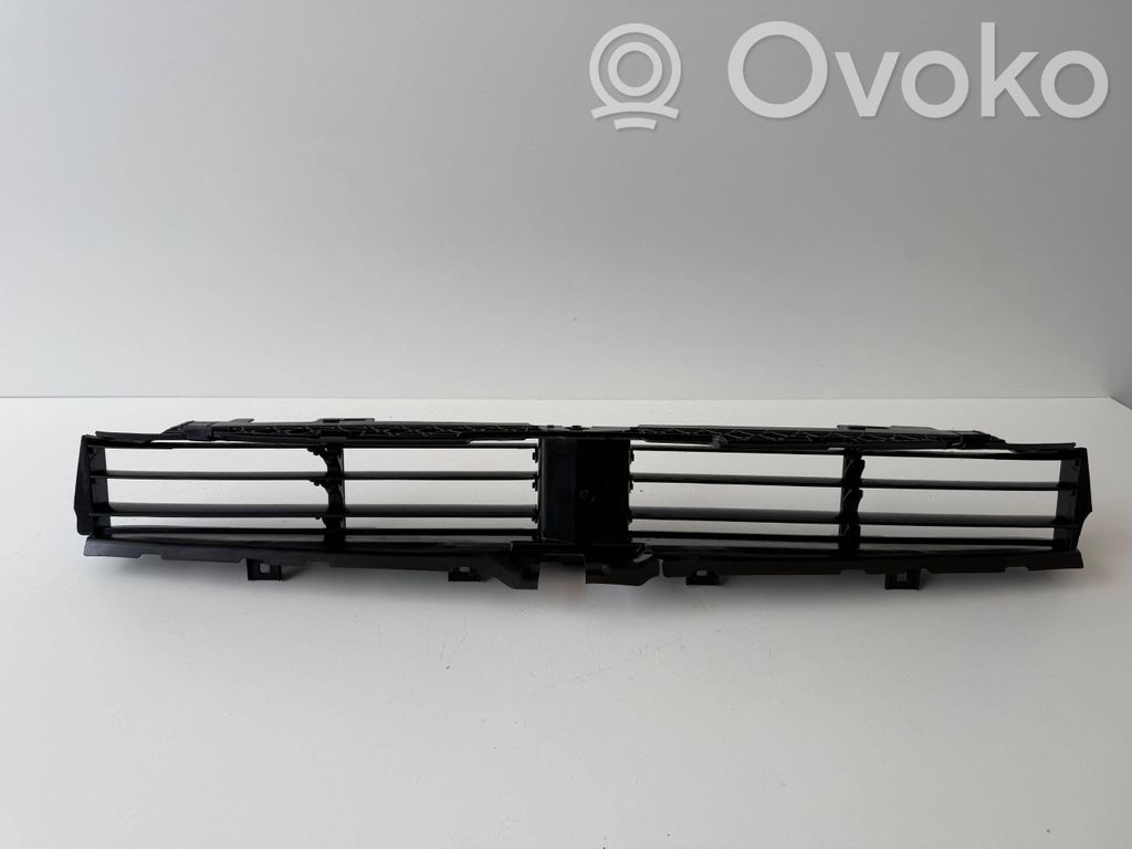 BMW 5 G30 G31 G38 Wlot / Kanał powietrza intercoolera 