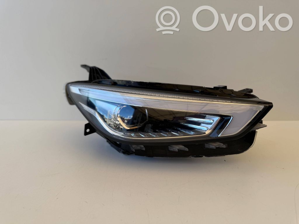 MG ZS Phare frontale 