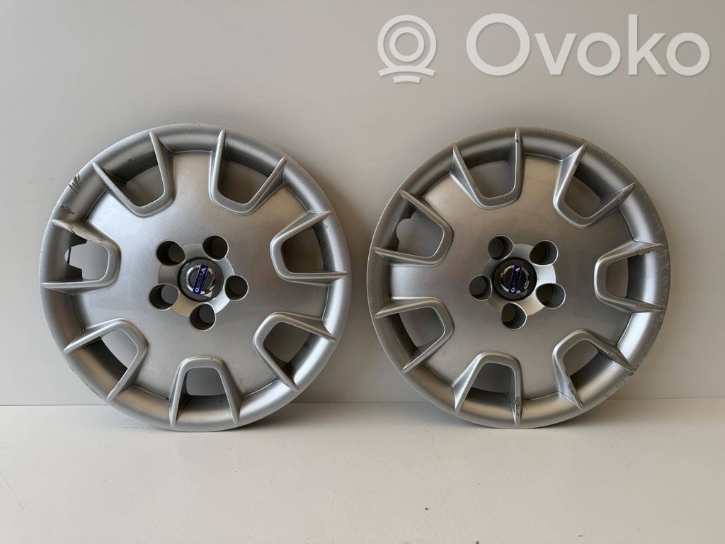 Volvo V70 R16-pölykapseli 