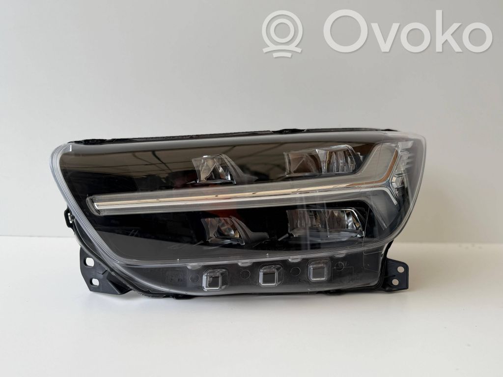 Volvo XC40 Scheinwerfer 
