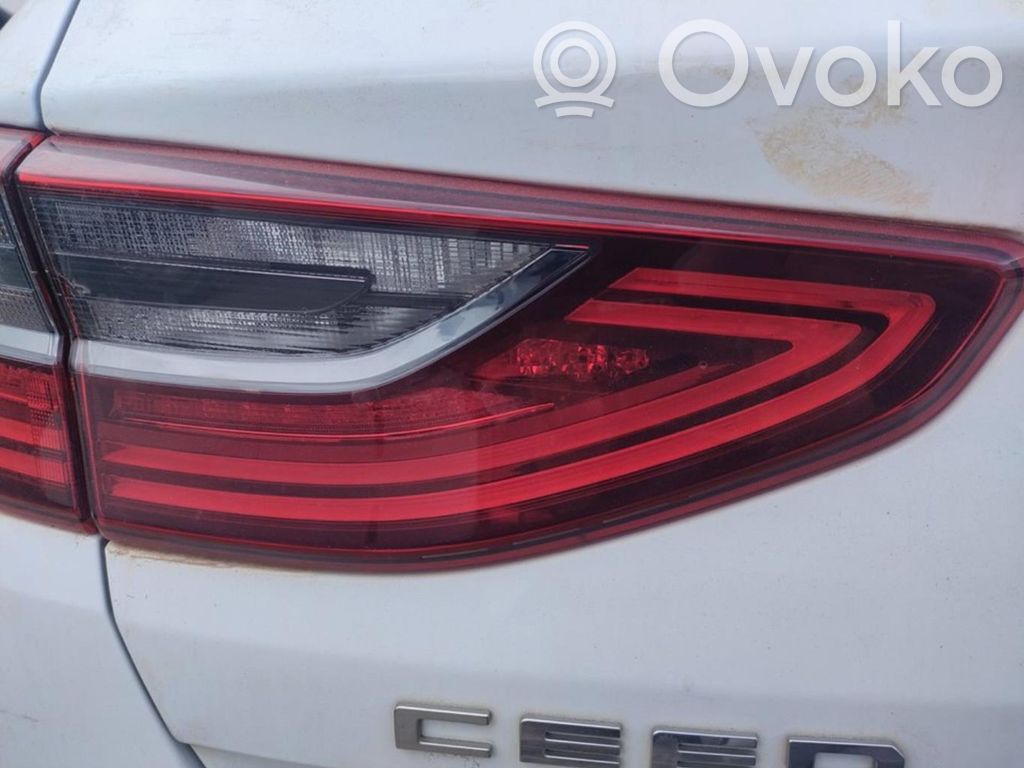Rear/tail lights