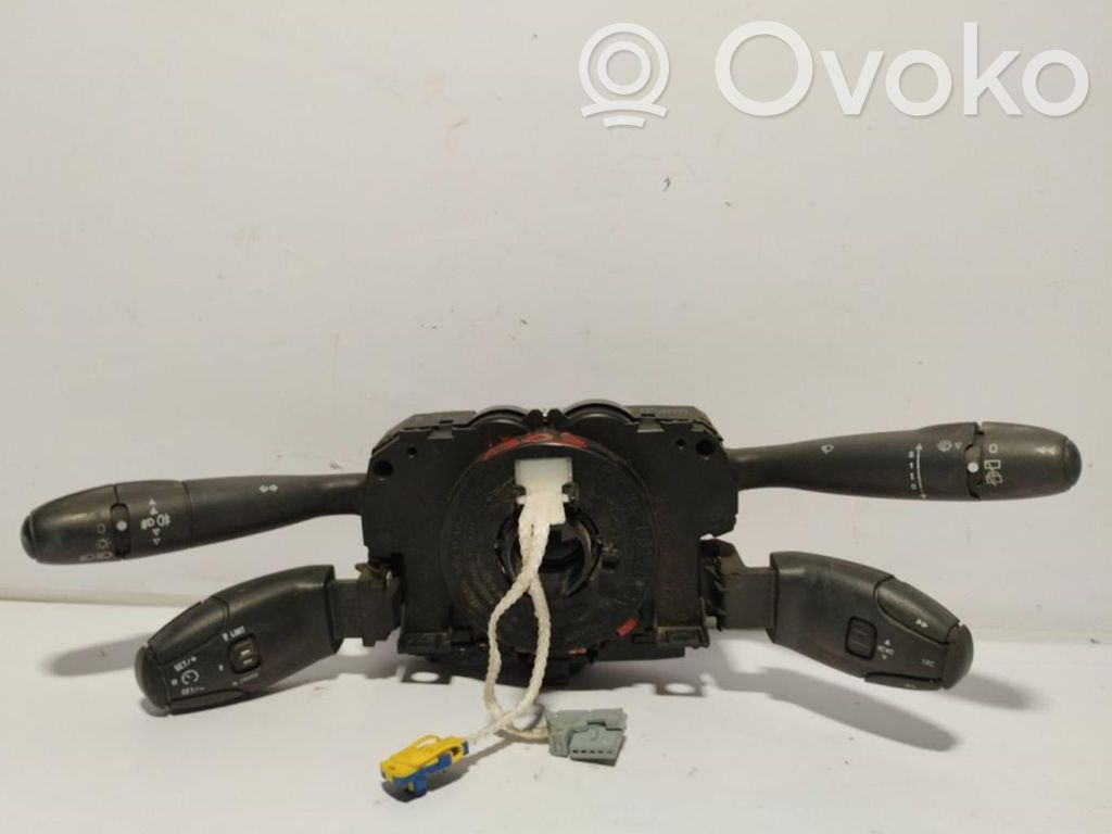 Multifunctional control switch/knob   96640444XT