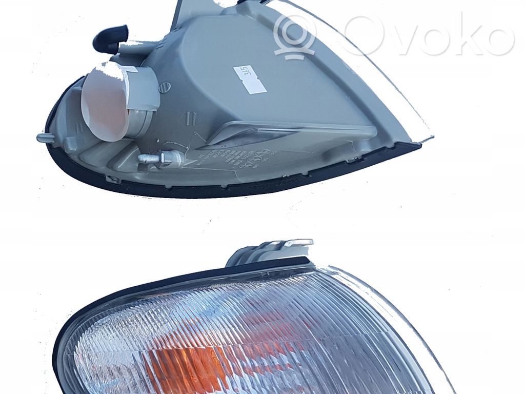 Hyundai Accent Front indicator light 