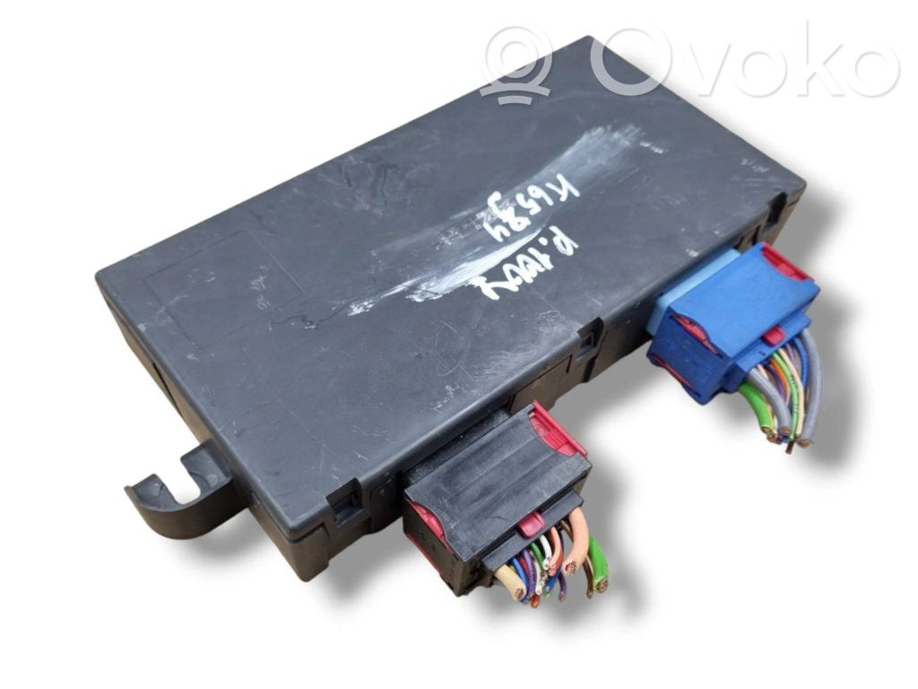 Peugeot 1007 Door control unit/module 