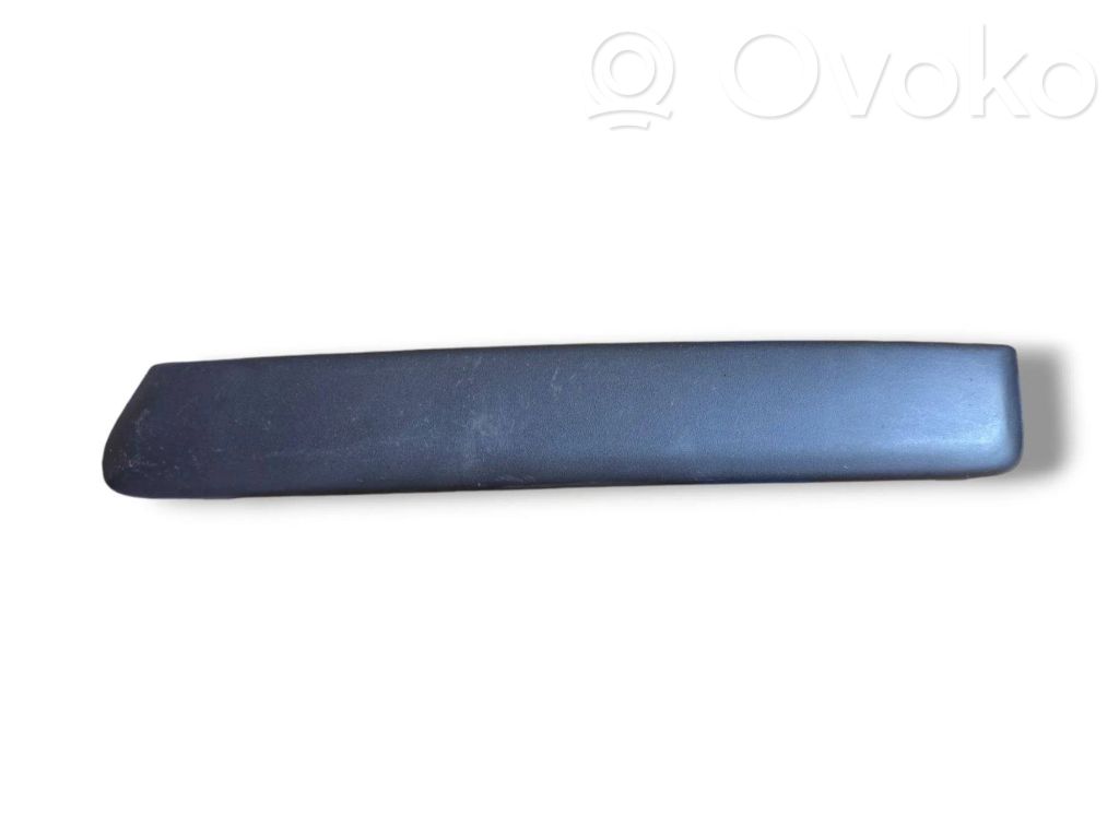 Front bumper splitter molding   4M5117E908AF
