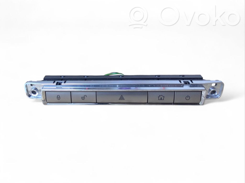 Un conjunto de interruptores   8X23118650AB