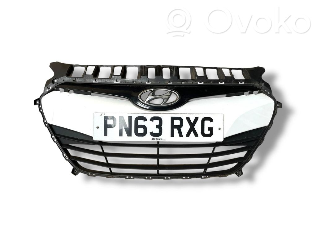 Hyundai i30 Etusäleikkö 
