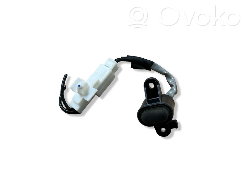 Tailgate/boot open switch button   BBM4568DXB