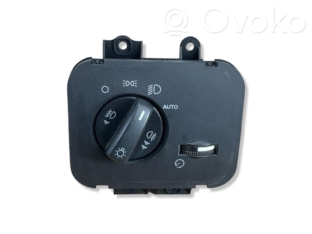 Light switch   YUD501220