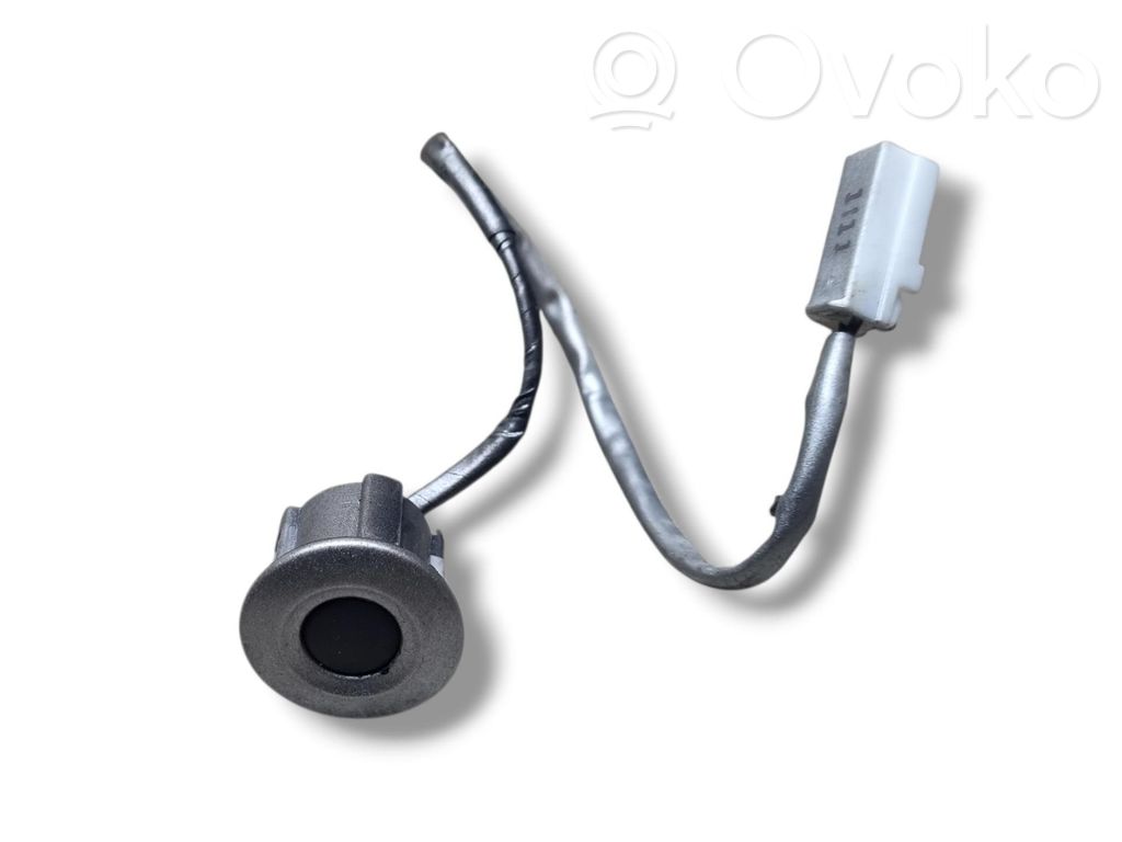 Mazda 3 II Tailgate/boot open switch button 