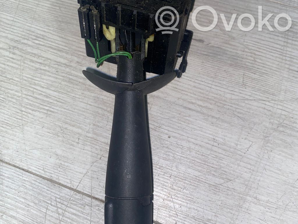 Renault Laguna II Wiper control stalk 