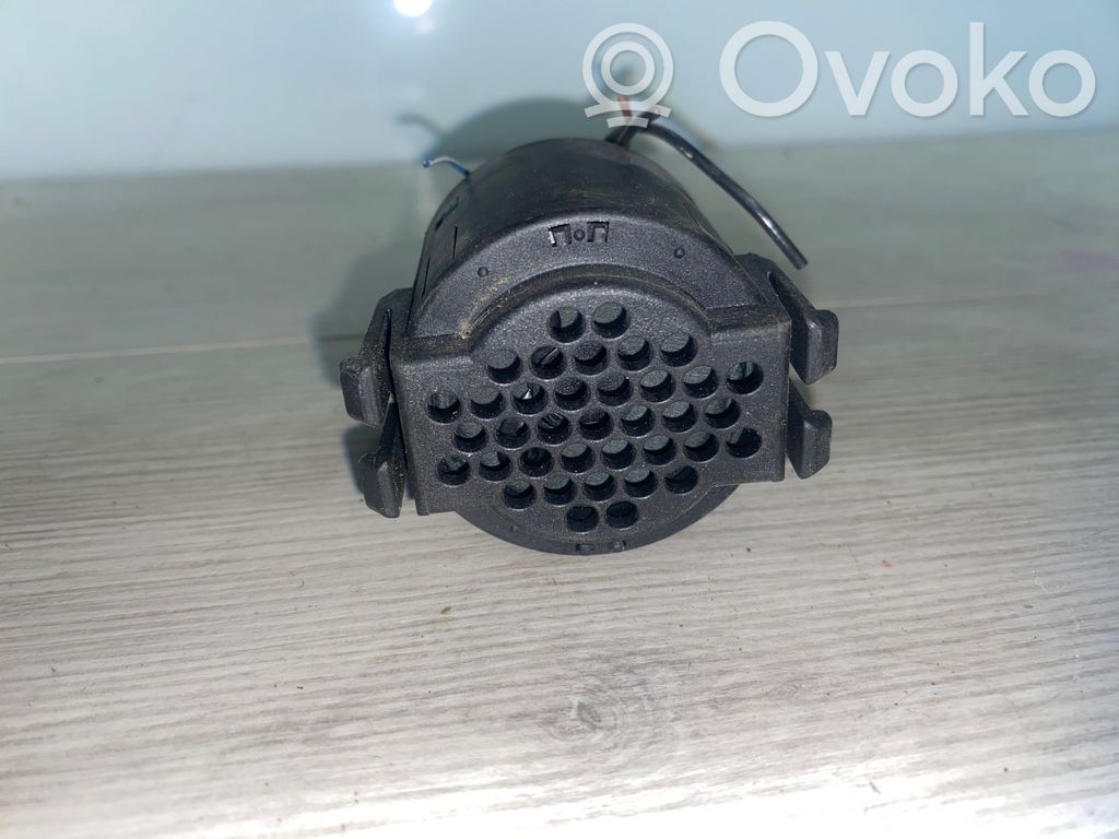 BMW X3 E83 Front door speaker 