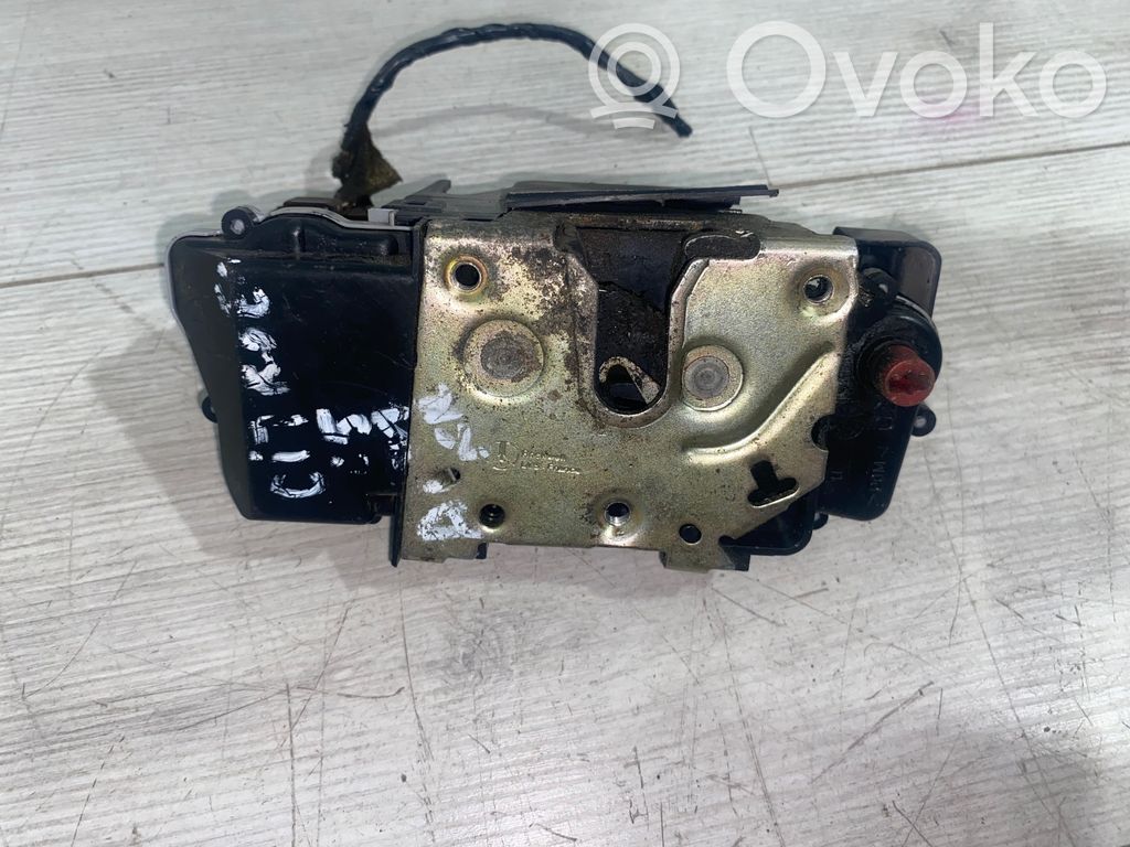 Citroen C5 Rear door lock 