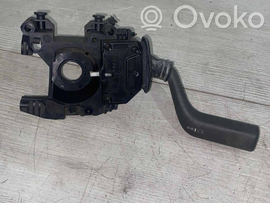 Volvo S40, V40 Palanca de intermitentes 