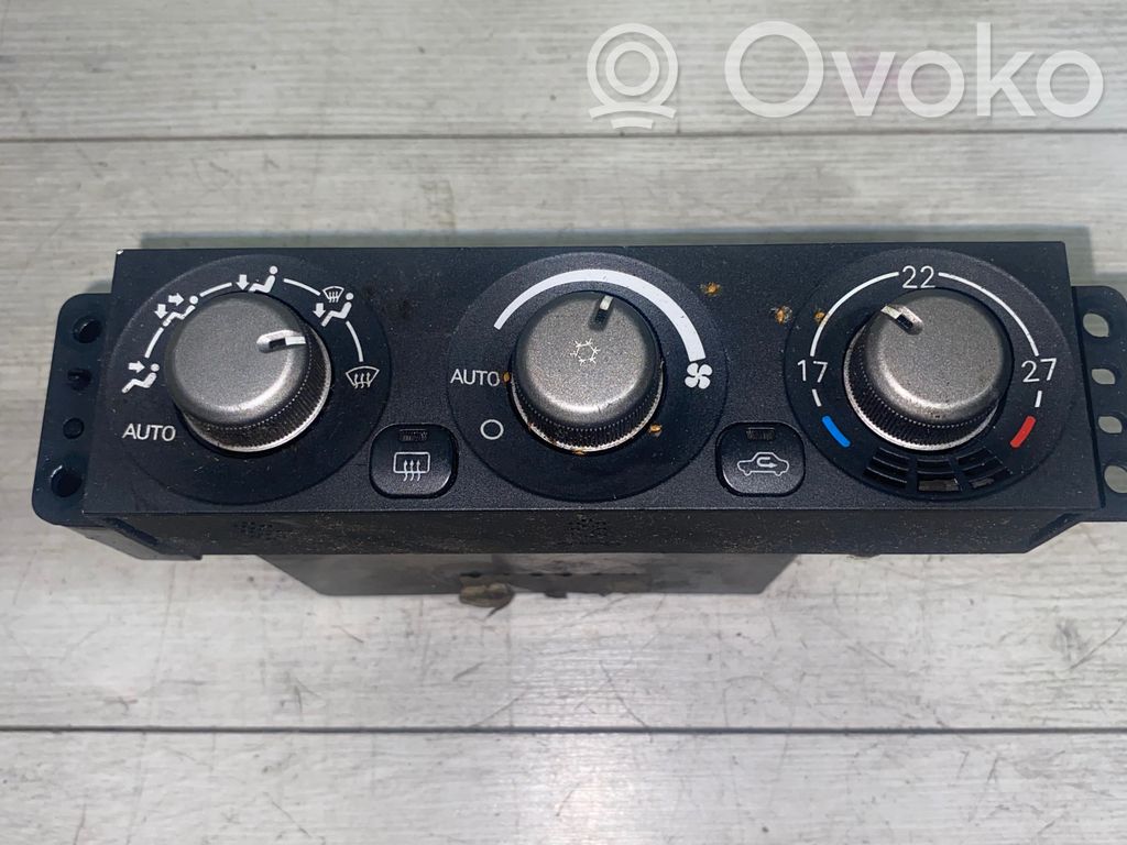 Mitsubishi Lancer Climate control unit 