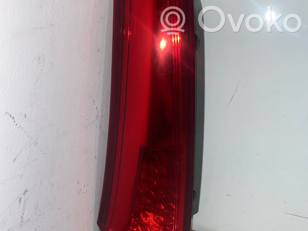 Rear/tail lights   924031H3