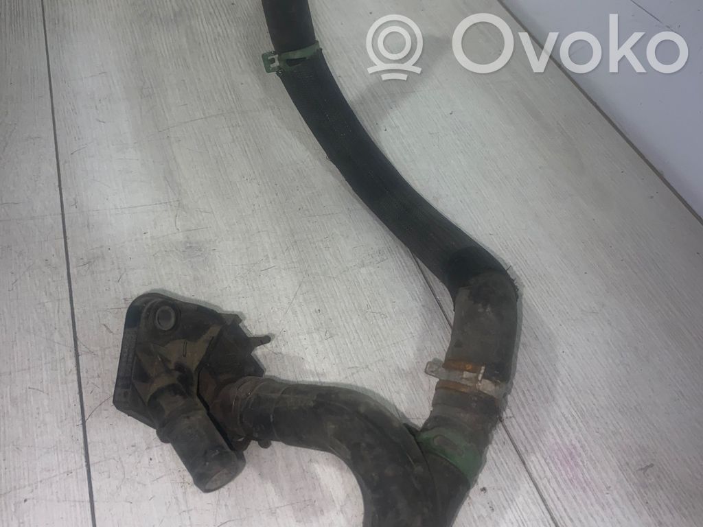 Renault Megane II Engine coolant pipe/hose 