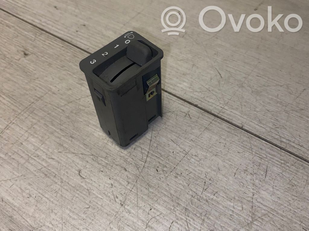 Honda CR-V Headlight level height control switch 