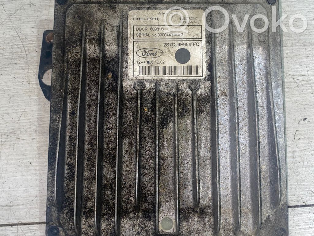 Ford Mondeo Mk III Engine control unit/module 