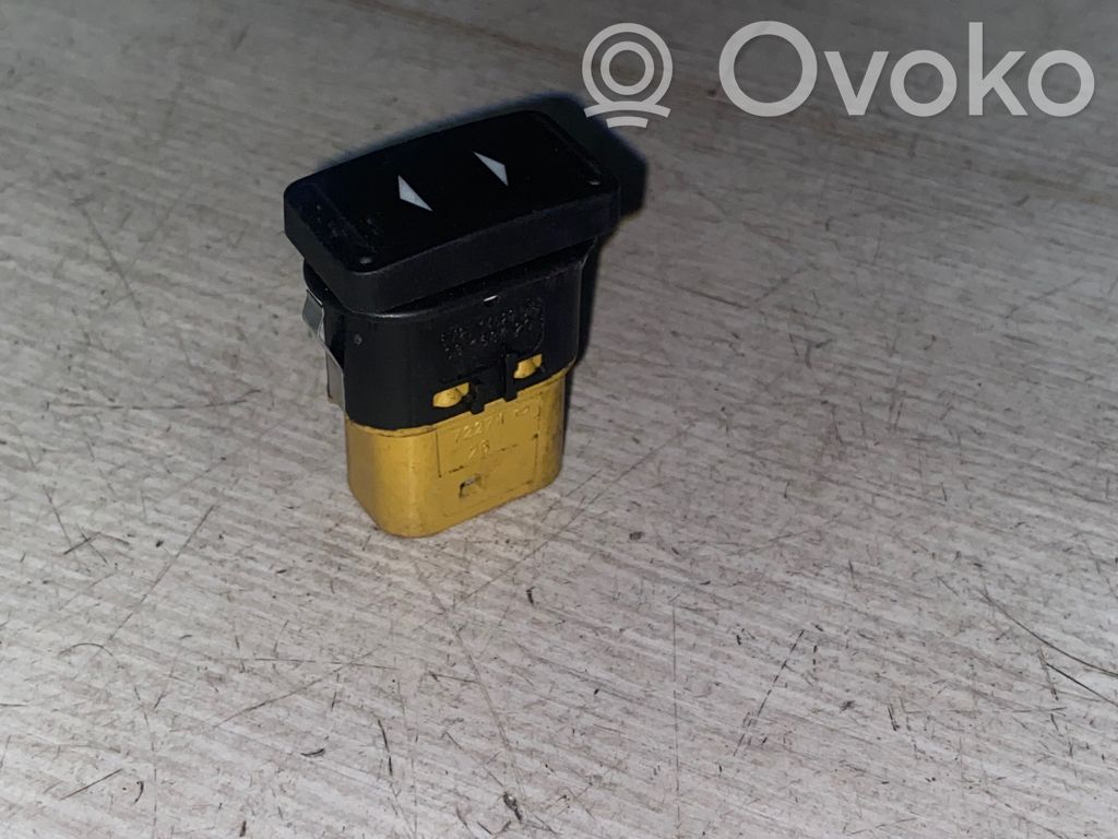 Ford Focus Electric window control switch 