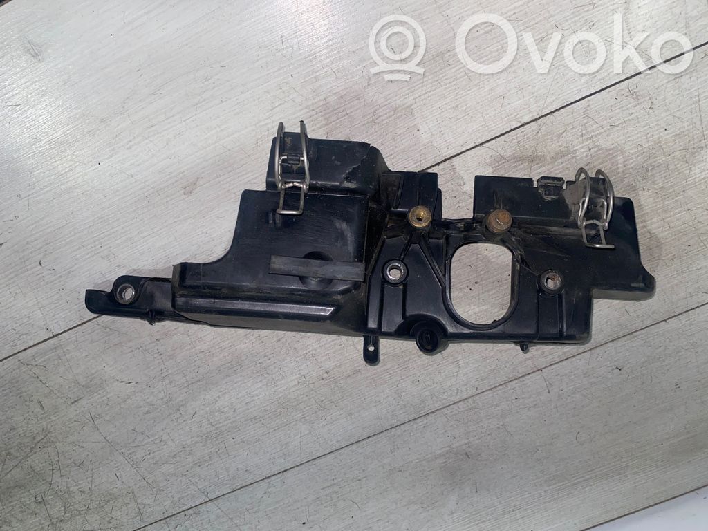 Renault Megane II Other engine bay part 
