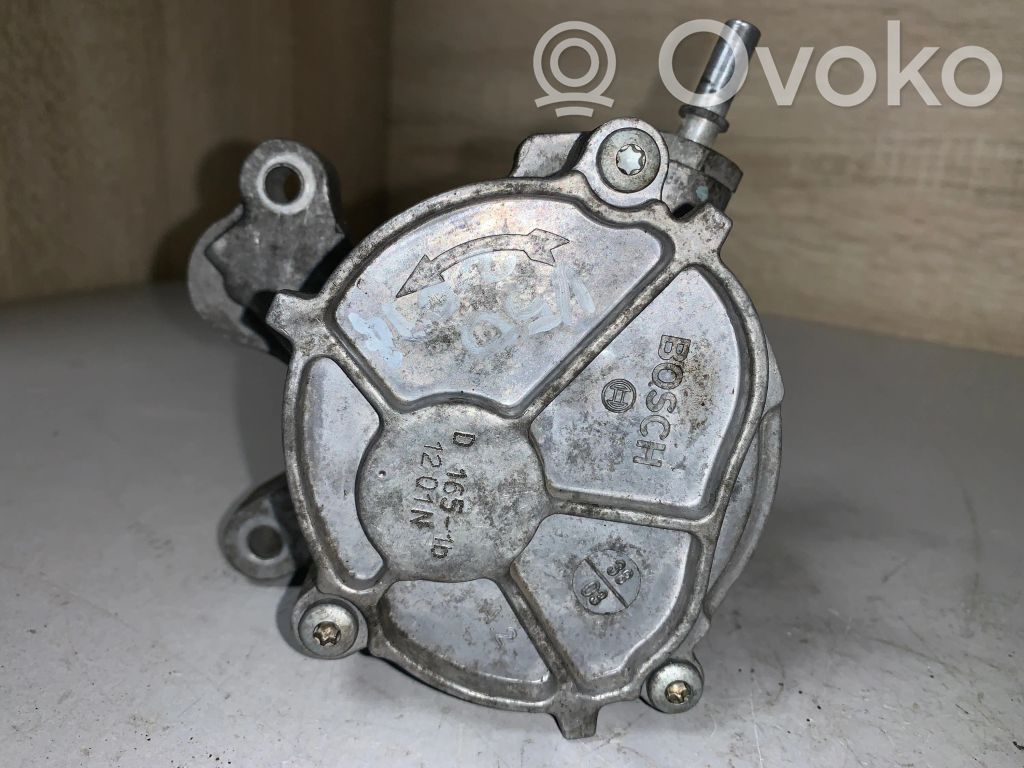 Volvo V50 Vacuum pump 