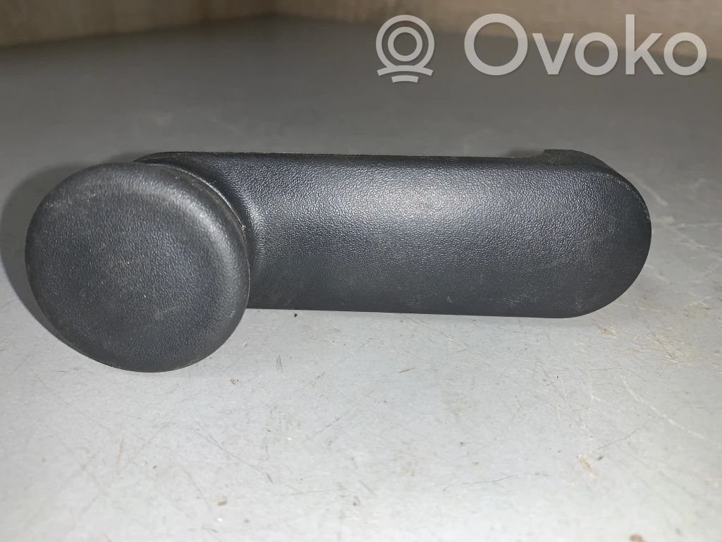 Opel Astra H Front door window winding handle 