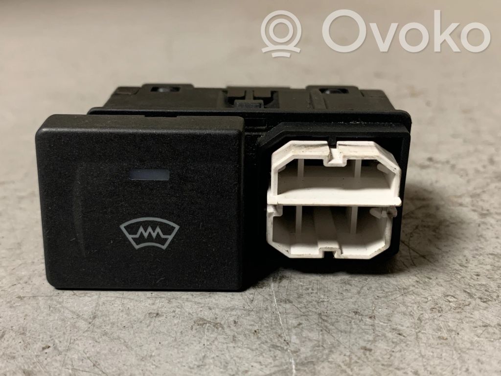 Ford Fiesta Windscreen/window heater switch 