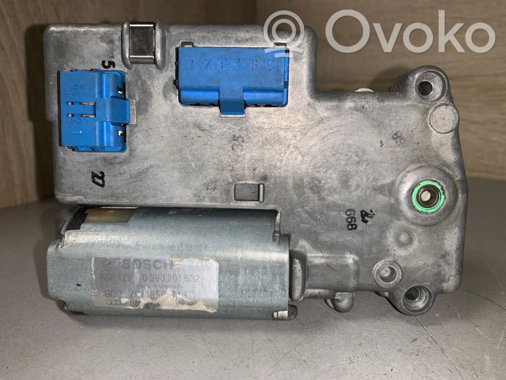 Audi A4 S4 B5 8D Motor/activador 