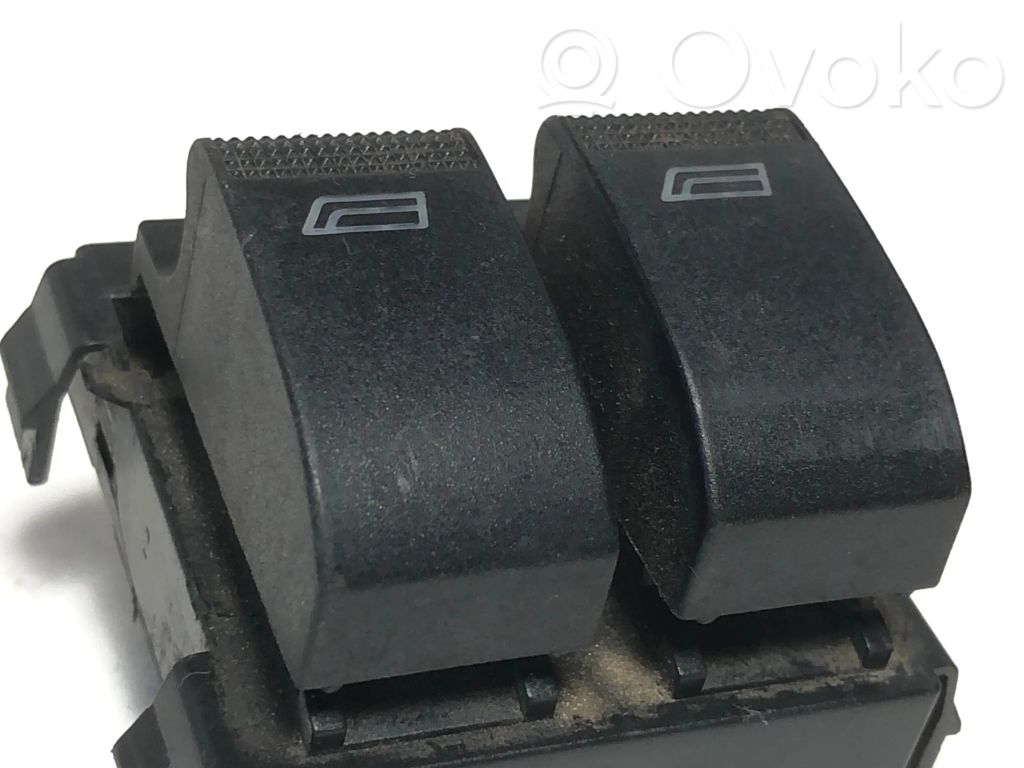 Audi A3 S3 8L Electric window control switch 