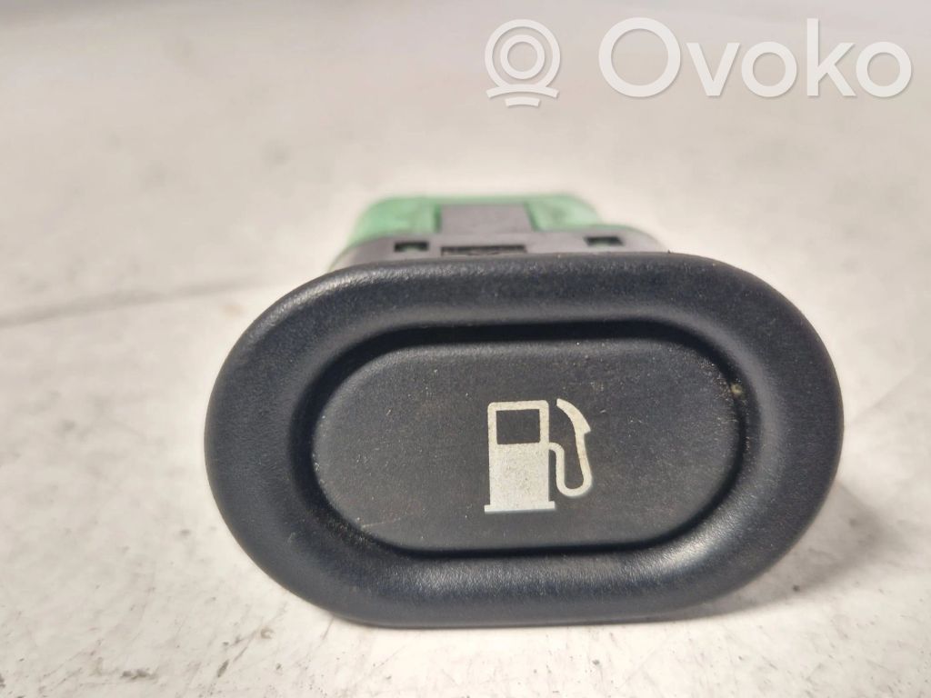 Saab 9-5 Fuel tank opening switch 