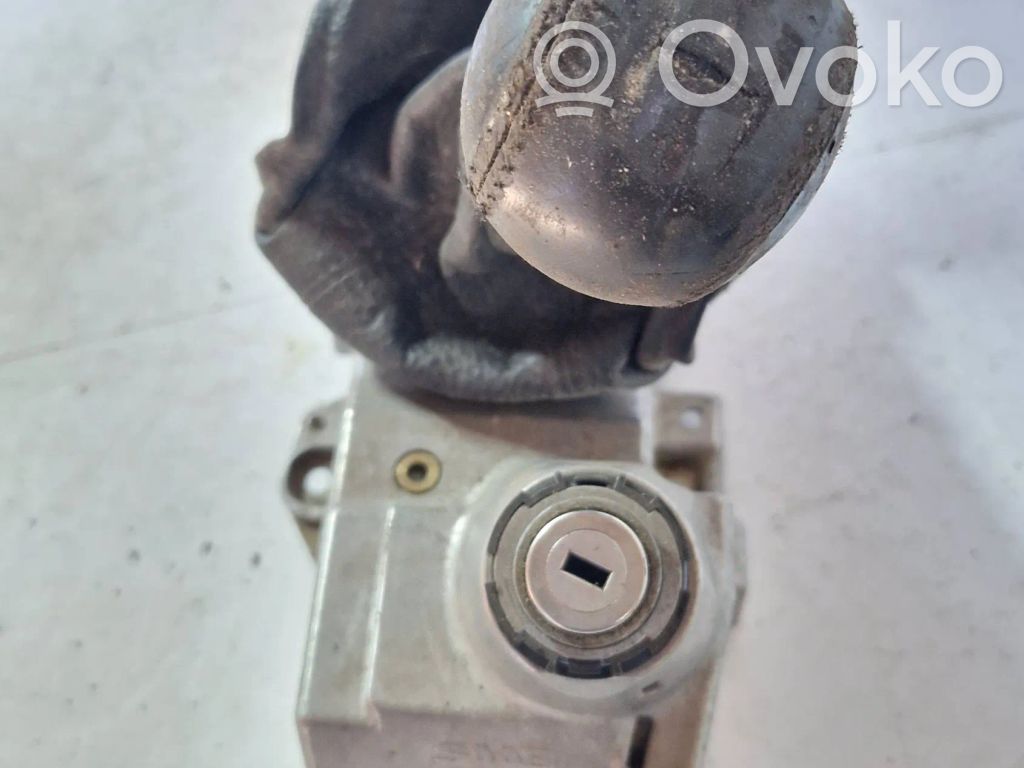 Saab 9-5 Pārslēgšanas mehanisms (kulisa) 