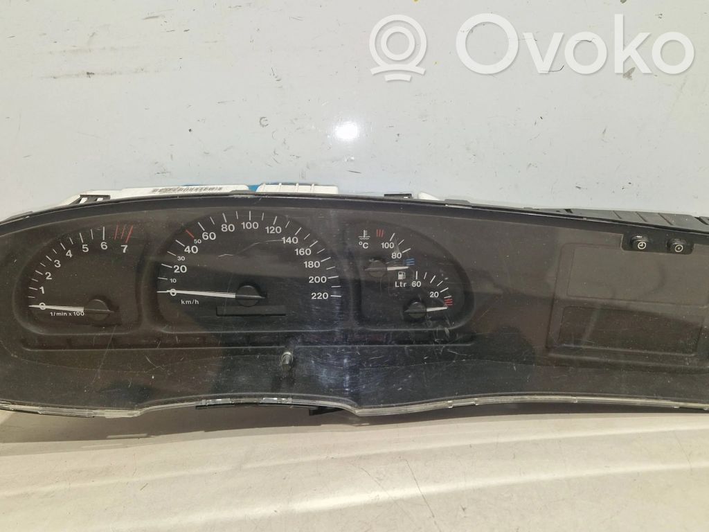 Opel Vectra B Spidometras (prietaisų skydelis) 