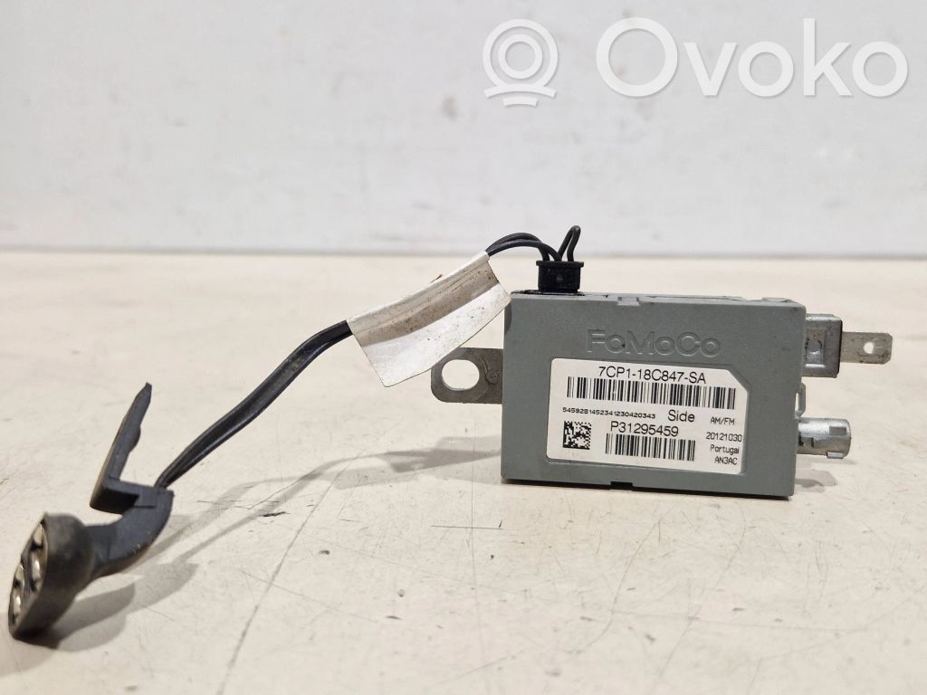 Volvo V70 Antenos stiprintuvas 