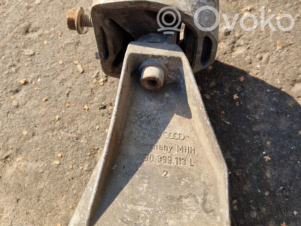 Audi A4 S4 B5 8D Gearbox mounting bracket 