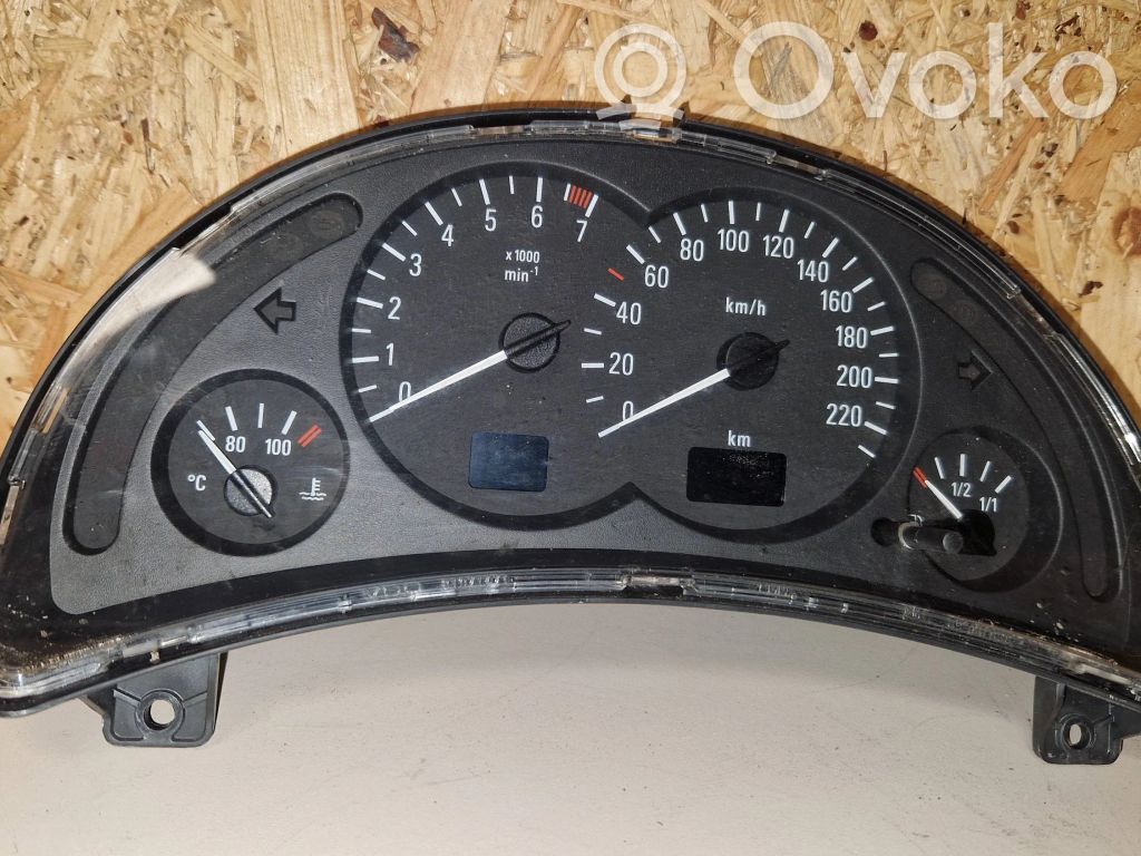 Opel Combo C Speedometer (instrument cluster) 