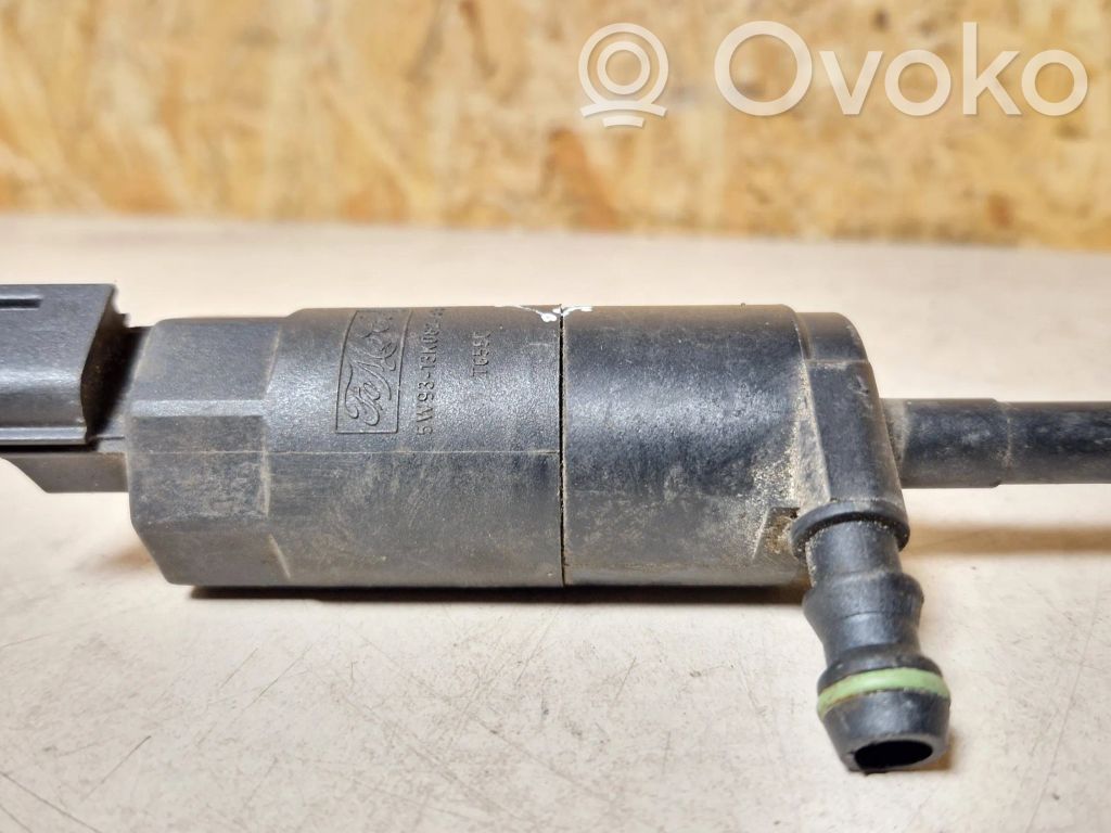 Ford Focus Windscreen/windshield washer pump 