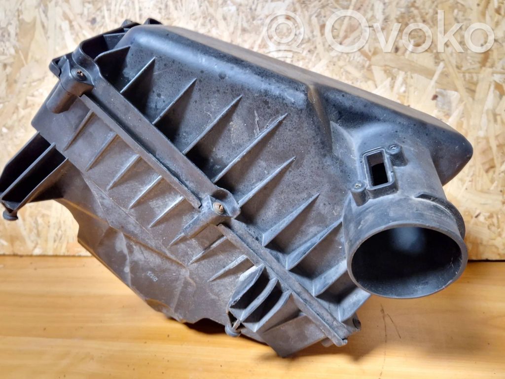 Ford S-MAX Air filter box 