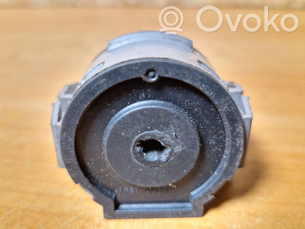 Ford Mondeo Mk III Užvedimo spynelės kontaktai 