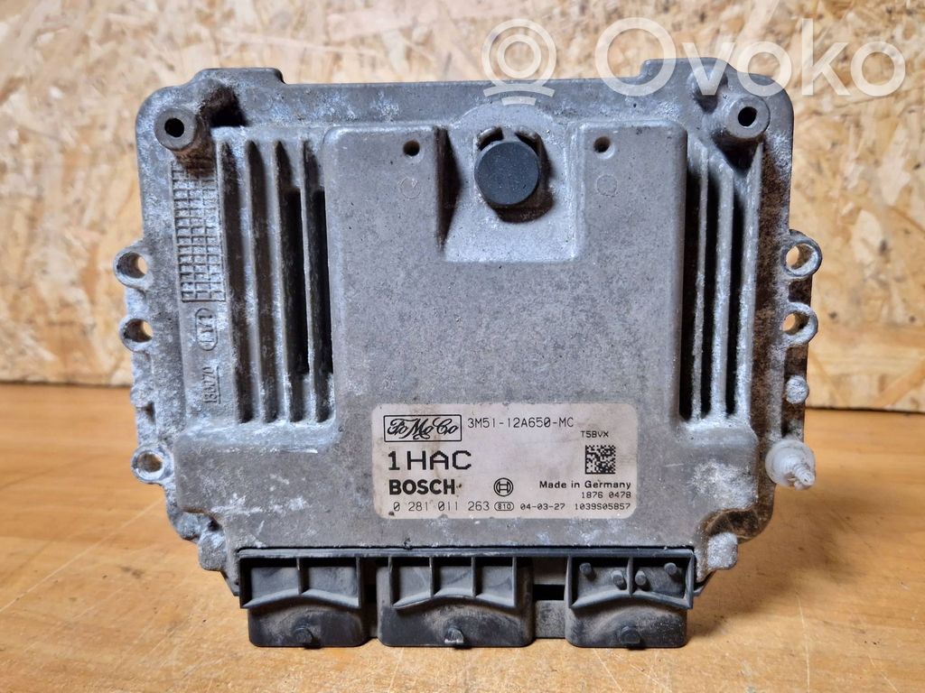 Ford Focus C-MAX Engine control unit/module 