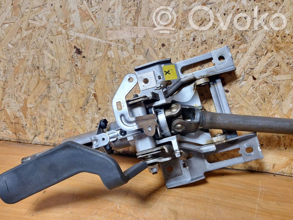 Honda FR-V Steering wheel axle 