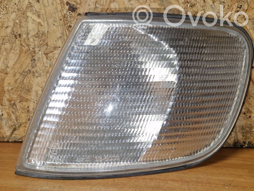 Audi 100 S4 C4 Front indicator light 