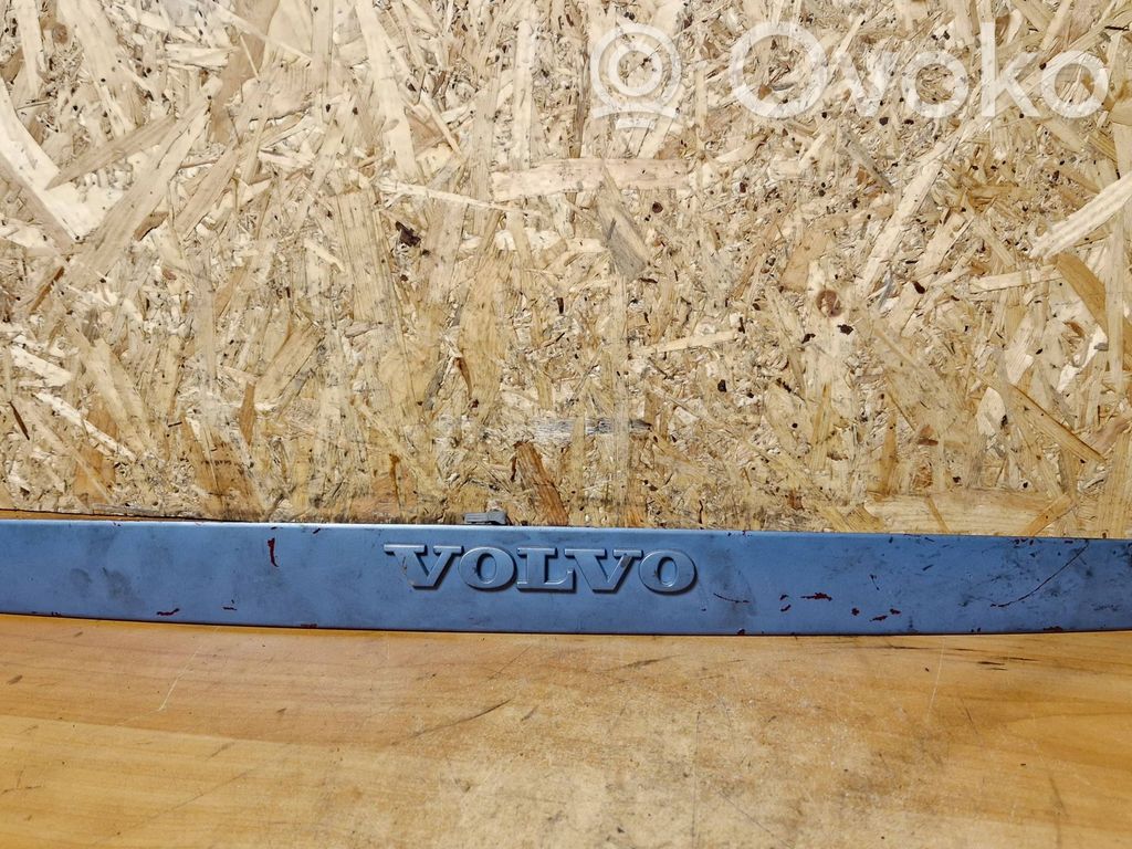 Volvo V50 Listwa oświetlenie tylnej tablicy rejestracyjnej 