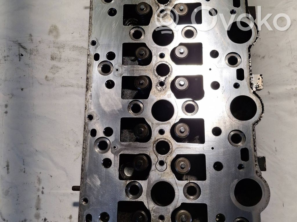 Chrysler Voyager Engine head 